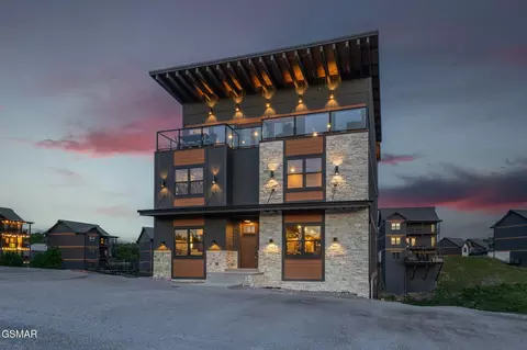 1724 Knotty Log Way, Sevierville, TN 37862