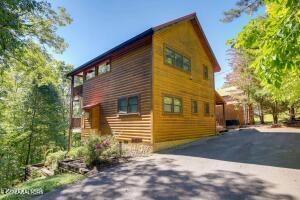 3572 Pebbles Mountain Way, Sevierville, TN 37862