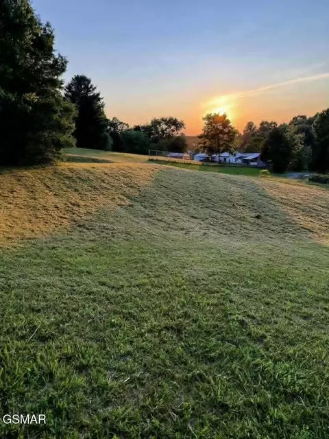 lot25 R New Center Dr, Sevierville, TN 37876