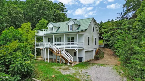 2425 Promise Ln, White Pine, TN 37890