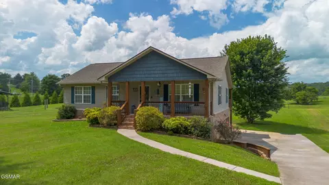 512 Oxford Rd, Jefferson City, TN 37760