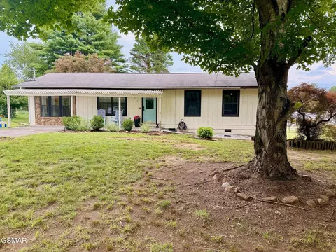 571 Patterson Rd, Walland, TN 37886