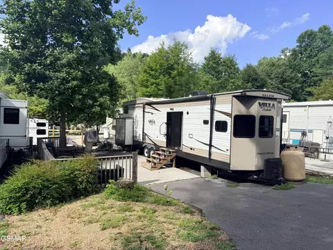 4229 E Pkwy #98, Gatlinburg, TN 37738