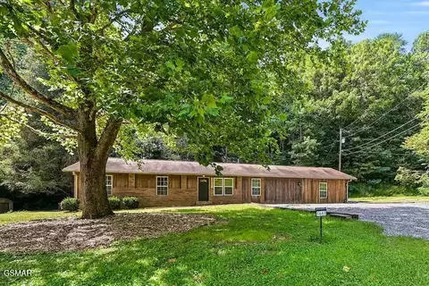 1643 Arron Way, Sevierville, TN 37876