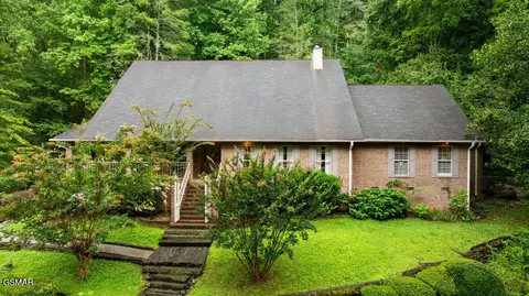 3012 Roaring Creek Way, Sevierville, TN 37862