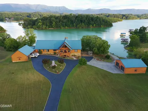 1929 Indian Creek Rd, Dandridge, TN 37725