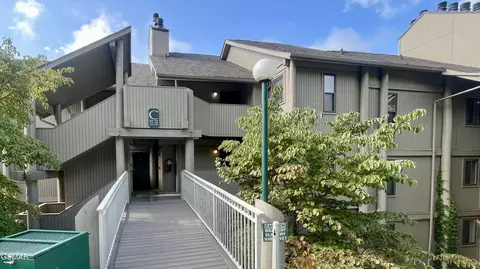 3710 Weber Rd, Gatlinburg, TN 37738