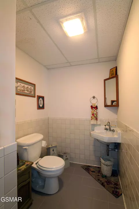 Bath - 177 Sequoyah Trl, Rutledge, TN 37861 photo 4 of 6