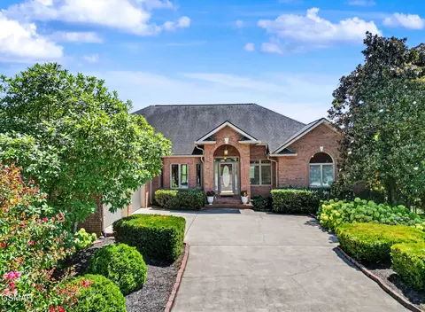 3019 Shaconage Trl, Sevierville, TN 37876