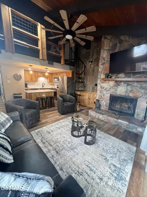 1081 Cove Rd, Sevierville, TN 37876