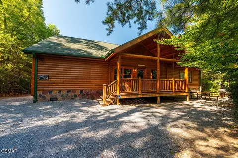 213 Amet Way, Cosby, TN 37722