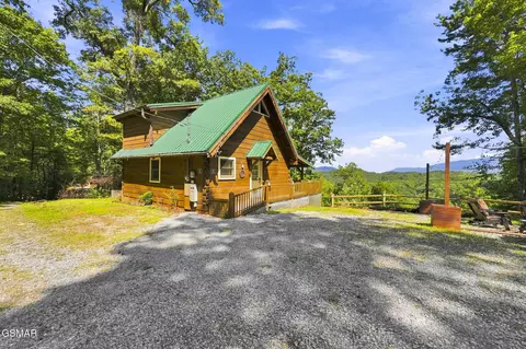 4361 Oakland Way, Sevierville, TN 37862