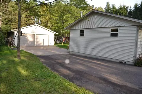 1426 Louis Rd, Fall Creek, WI 54742 photo 4