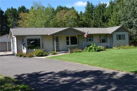 1426 Louis Rd, Fall Creek, WI 54742 photo 1