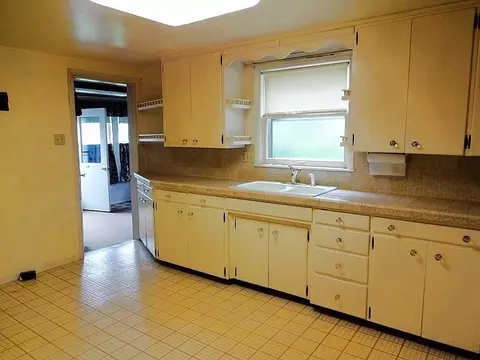 230 E Chippewa St, Cadott, WI 54727 photo 5