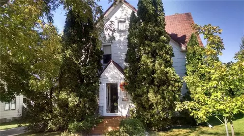 139 E 5th Ave, Stanley, WI 54768 photo 1