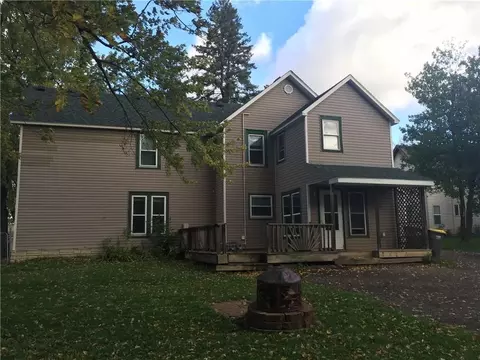 860 Maple St, Baldwin, WI 54002 photo 2