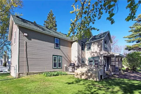 860 Maple St, Baldwin, WI 54002 photo 5