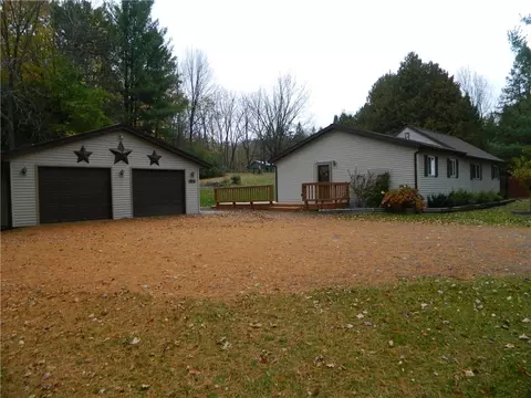 208 S Riverside Dr, Cornell, WI 54732 photo 1