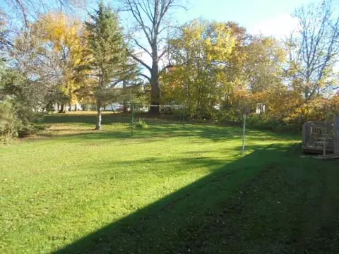 120 E Grant St, Augusta, WI 54722 photo 3