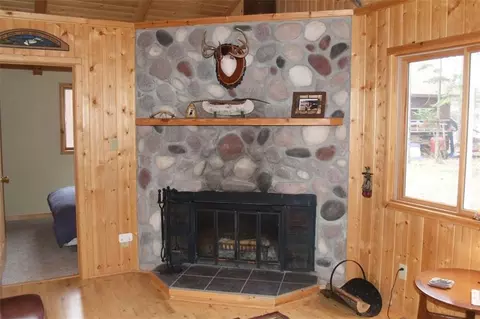 44960 Point Rd, Cable, WI 54821 photo 4