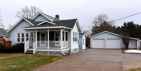 511 S 7th St, Cameron, WI 54822 photo 1