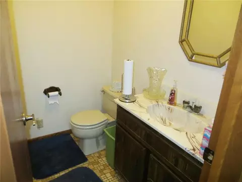 200 E Grant, Thorp, WI 54771 photo 8