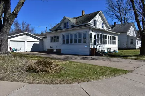 809 15th Ave, Bloomer, WI 54724 photo 1