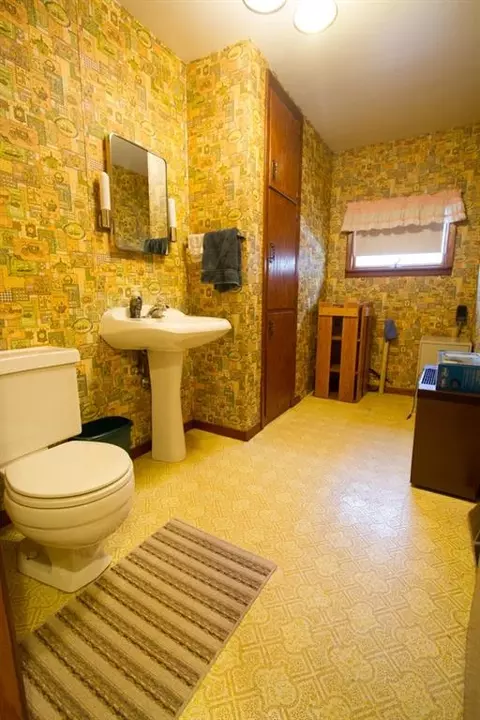 123 E 4th Ave, Stanley, WI 54768 photo 8