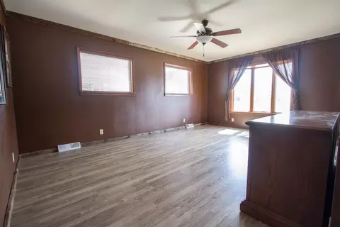 123 E 4th Ave, Stanley, WI 54768 photo 6