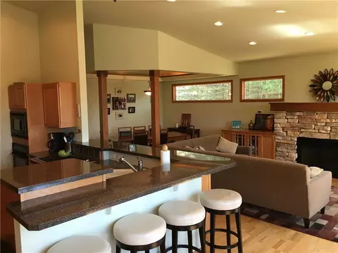 e4335 Pinewood Circle, Eleva, WI 54738 photo 3