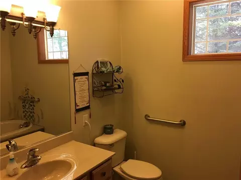 e4335 Pinewood Circle, Eleva, WI 54738 photo 18