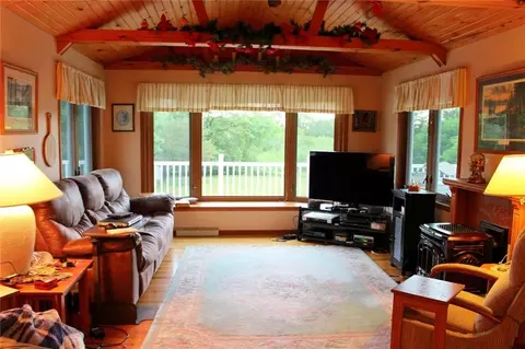 463 E Taylor Ave, Barron, WI 54812 photo 6