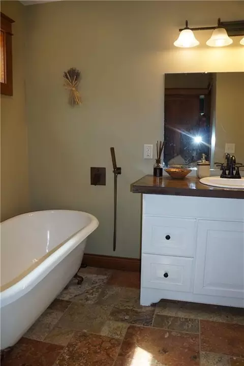 22052 150th St, Bloomer, WI 54724 photo 8