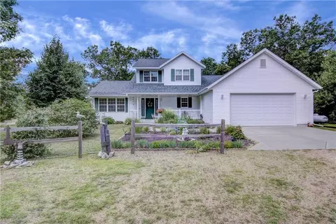 604 Riverview Rd, Fall Creek, WI 54742 photo 1