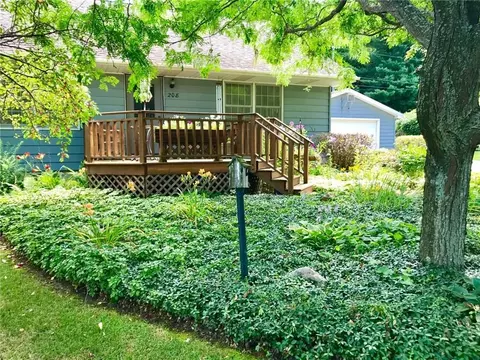 208 2nd Ave, Knapp, WI 54749 photo 2