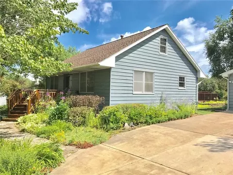 208 2nd Ave, Knapp, WI 54749 photo 1