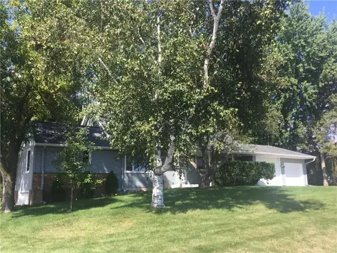 801 E 4th Ave, Stanley, WI 54768 photo 3
