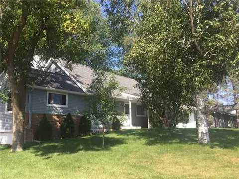 801 E 4th Ave, Stanley, WI 54768 photo 2