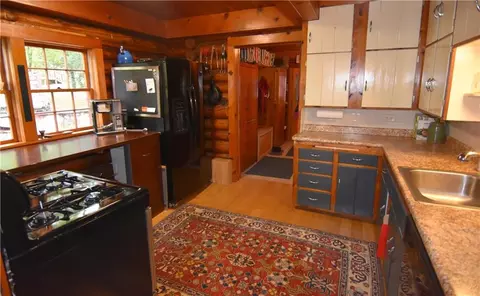 22 Pinegrove Ct, Chetek, WI 54728 photo 2
