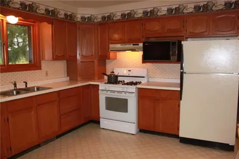 605 3rd Ave, Colfax, WI 54730 photo 2