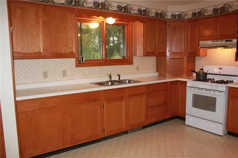 605 3rd Ave, Colfax, WI 54730 photo 4