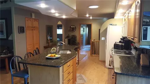 470 E Poplar Ave, Cameron, WI 54822 photo 3
