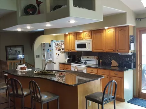 470 E Poplar Ave, Cameron, WI 54822 photo 5