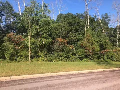 APT 4 Whitetail Road, Osseo, WI 54758