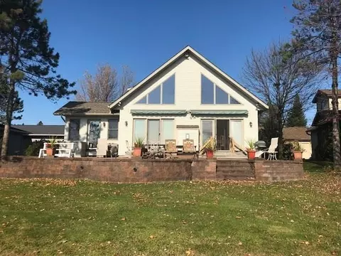 512 Pine Ridge Dr, Shell Lake, WI 54871 photo 4