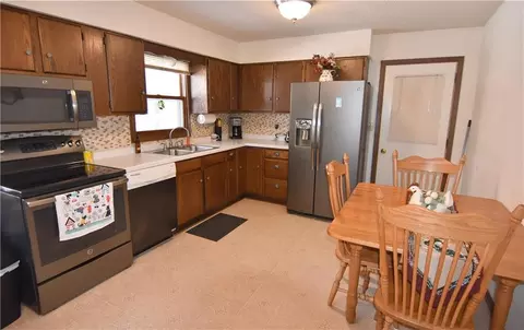 924 Schofield St, Chetek, WI 54728 photo 3