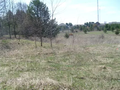 1825 Mitchell Ave, Eau Claire, WI 54701