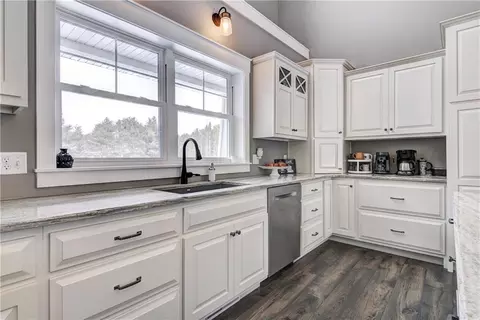 e3431 North Pine Creek Road, Eleva, WI 54738 photo 9