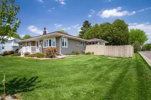 419 E 6th Ave, Stanley, WI 54768 photo 2